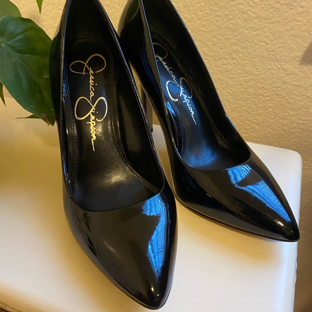 Black pointed stilettos